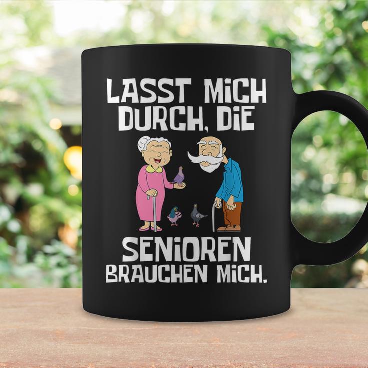 Lasst Mich Durch Die Senioren Braucht Mich Altenpfle Tassen Geschenkideen