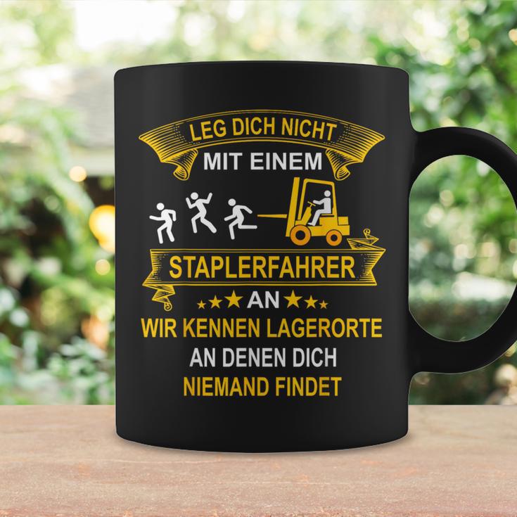 Leg Dich Nicht Mit Einem Forklift Driver An Wir Know Black Tassen Geschenkideen