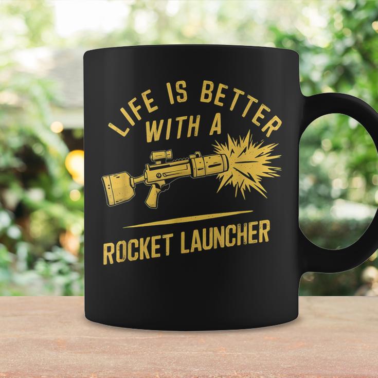 Life Is Better With A Rocket Launcher Lustig Und Witzig Tassen Geschenkideen