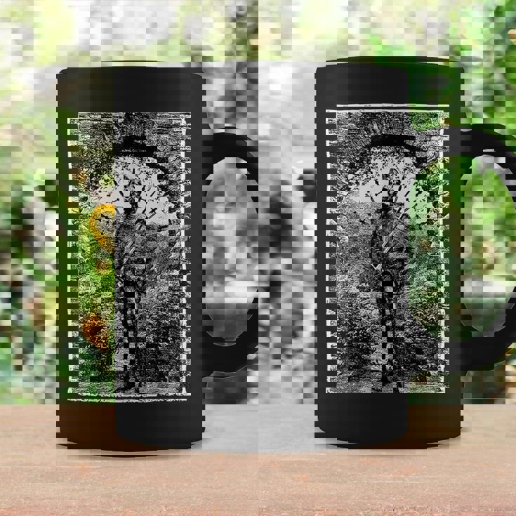 Medieval Oculto Guerrero Esqueleto Grungy Arte Estético Oscuro Taza de café Ideas de regalos