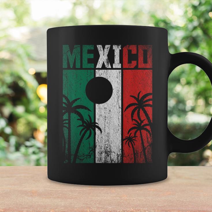 Mexican Flag Retro Cancun Mexico Tassen Geschenkideen