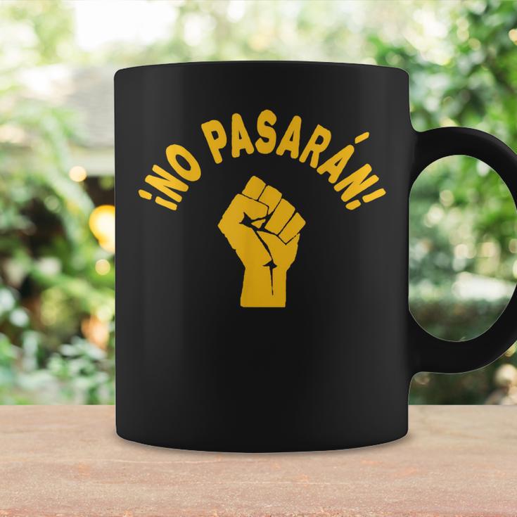 No Pasaran They Shall Not Pass Raised Fist Coffee Mug Gifts ideas