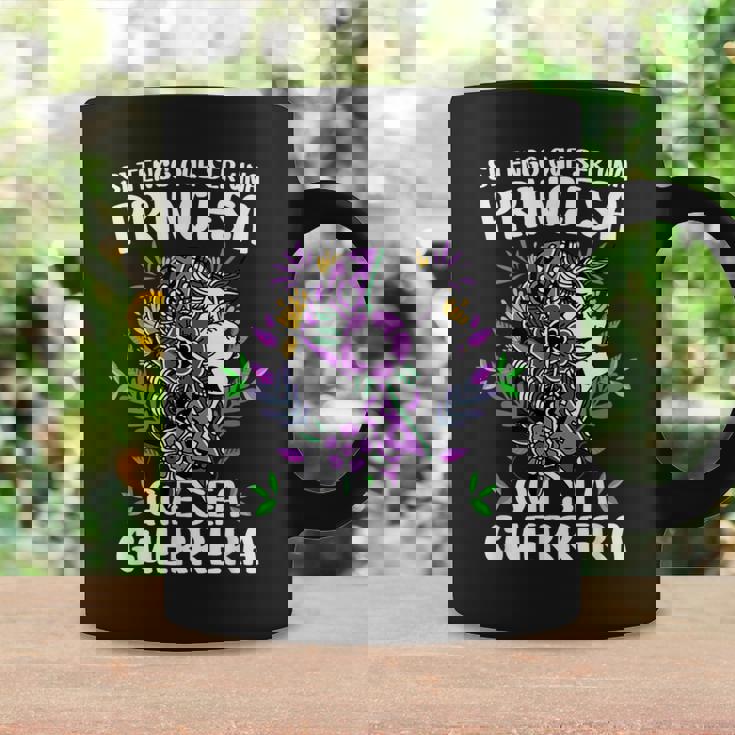 Si Tengo Que Ser Una Princesa Que Sea Guerrera 8 Marzo Camiseta Taza de café Ideas de regalos