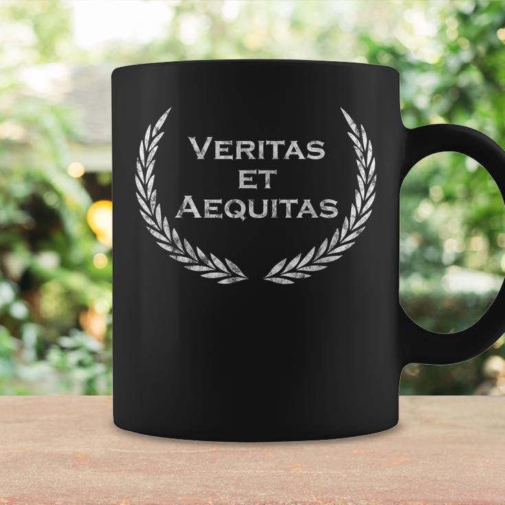 Veritas Et Aequitas Latin Slogan Latin Tassen Geschenkideen