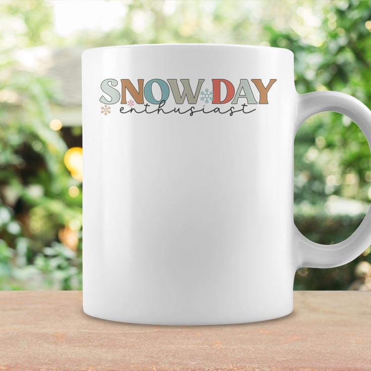 Retro Snow Day Enthusiast Christmas Teacher Winter Holiday Coffee Mug Gifts ideas