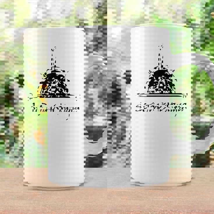 Sic Parvis Magna La Grandeza Latina Desde Pequeños Comienzos Taza de café Ideas de regalos