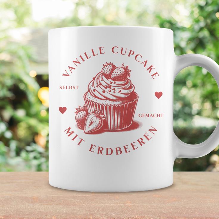 Vanille Cupcake Mit Erdbeeren Auf Dem Rücken Tassen Geschenkideen