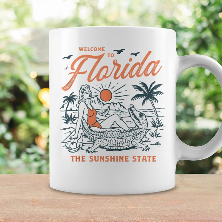 Welcome To Florida Vintage Gator Beach Sunshine State Coffee Mug Gifts ideas