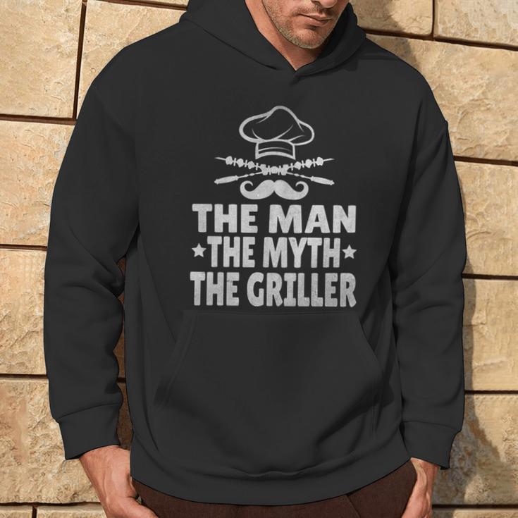 Bbq Der Mann Der Mythos Der Griller Lustiger Papaatertag Kapuzenpullover Lebensstil