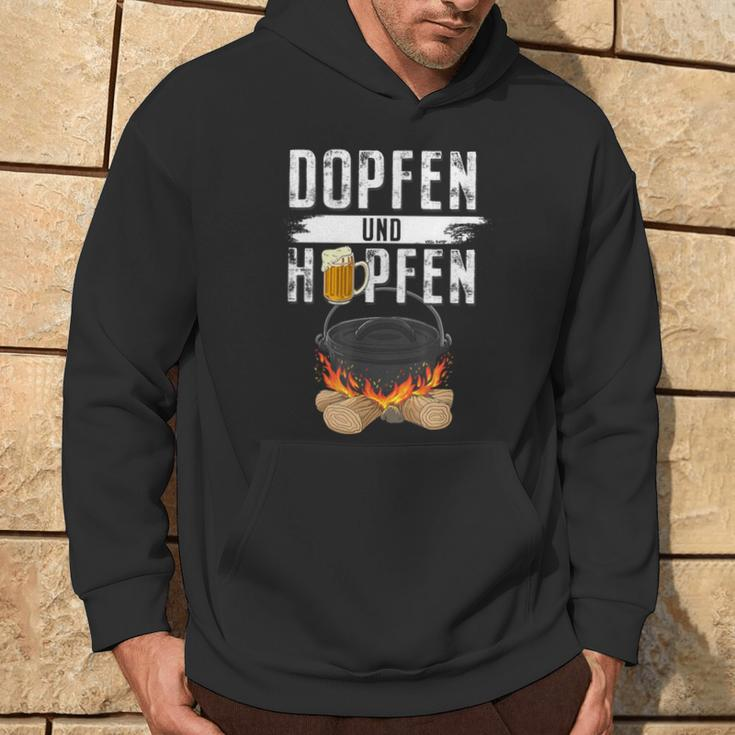 Dopfen & Hopfen Dutch Oven Bbq Hoodie Lebensstil