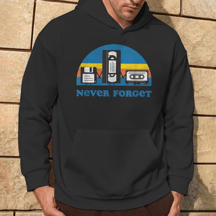 Never Forget Nostalgia Vintage Retro Hoodie Lebensstil