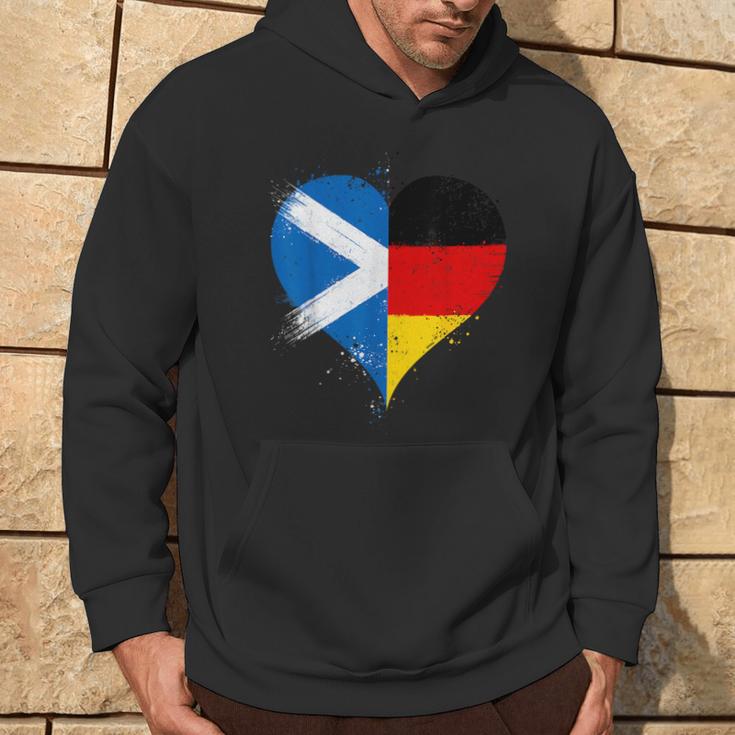 Halb Schottisch Halb Deutsch Ein Coole Flaggen In Liebe Herz Kapuzenpullover Lebensstil