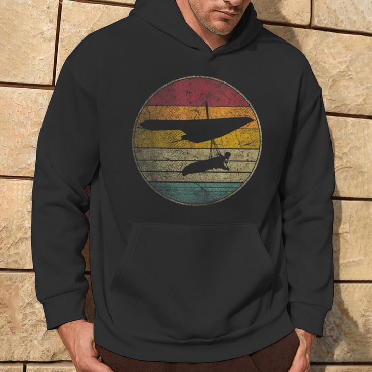 Hang Gliding Glide Glider Vintage Distressed Retro 70'S 80'S Hoodie Lifestyle