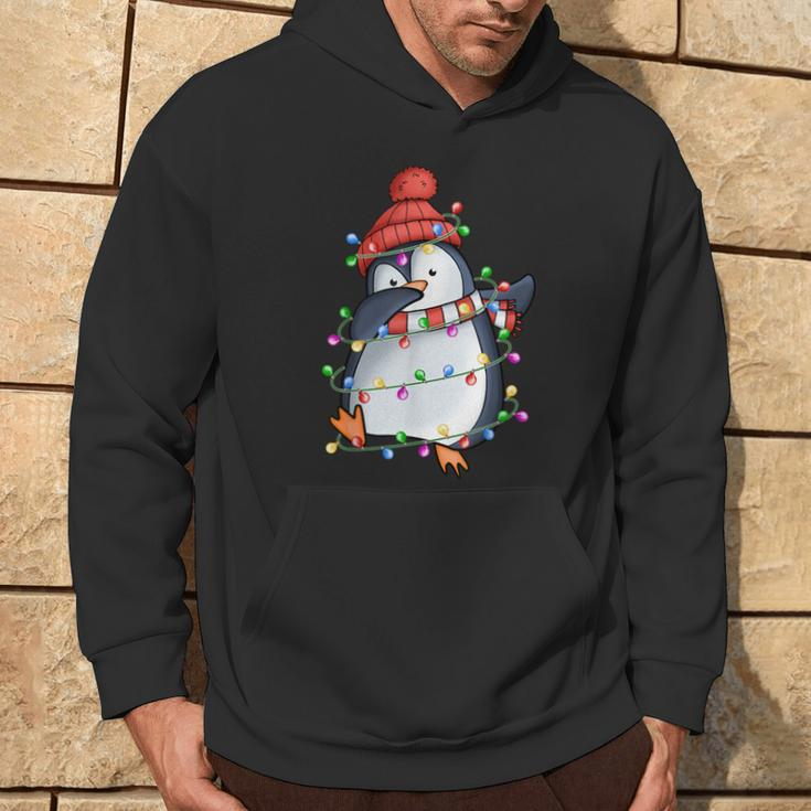Lustiger Pinguin Weihnachten Dabbing Black Hoodie Lebensstil