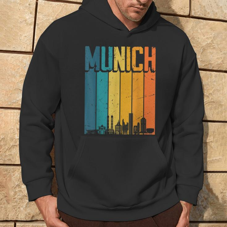 Munich Skyline Retro Vintage Souvenir Munich Hoodie Lebensstil