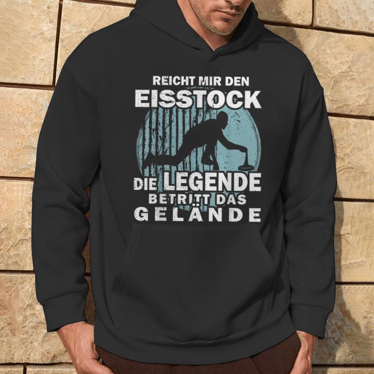 Reicht Mir Den Eisstock Protection Hoodie Lebensstil