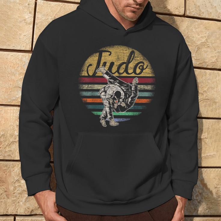 Retro Judo Kampfsport-Hoodie, Vintage Streifen & Wurfgrafik Tee Lebensstil