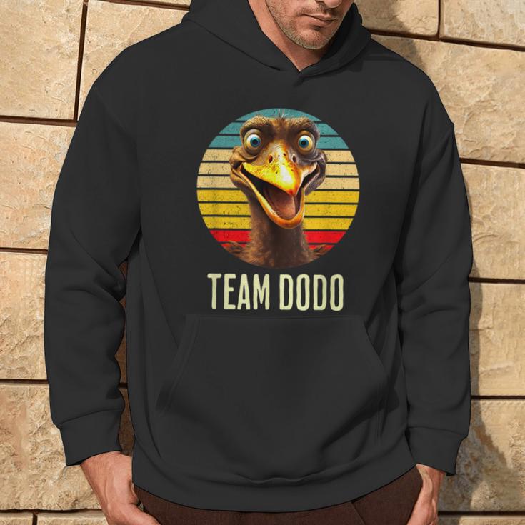 Retro Team Dodo Hoodie mit Vintage Sonnenuntergang und Vogel Design Lebensstil