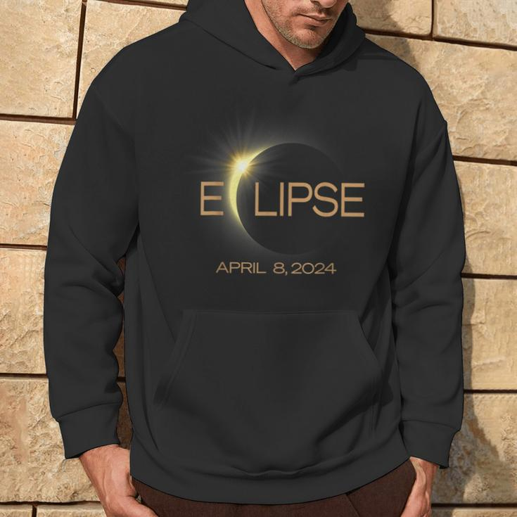 Total Solareclipse 2024 America Hoodie Lifestyle