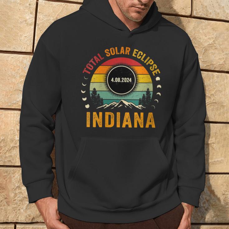 Vintage Total Solar Eclipse 2024 Totality 040824 Indiana Hoodie Lifestyle