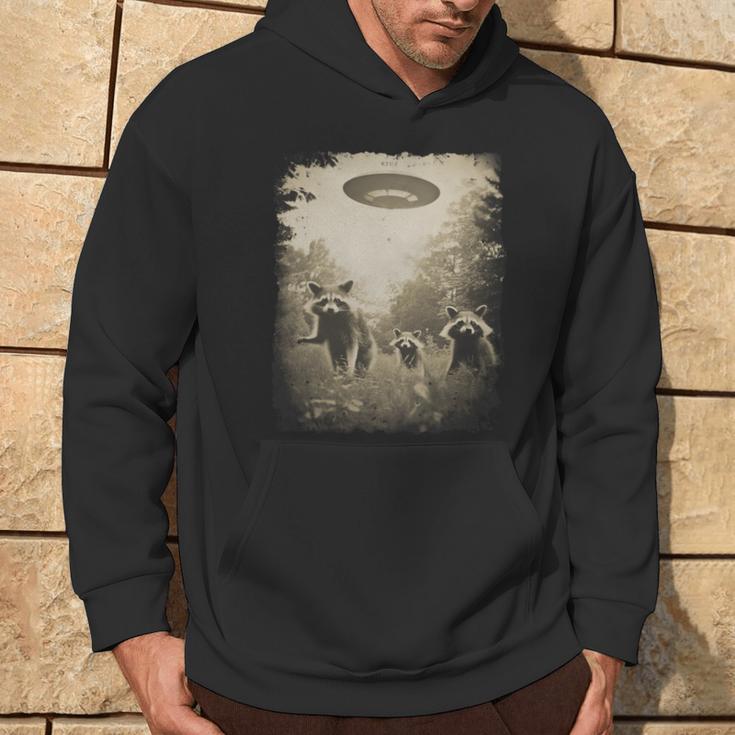 Vintage Waschbär Raccoon Ufo Alien Motiv Tier Waschbär Kapuzenpullover Lebensstil