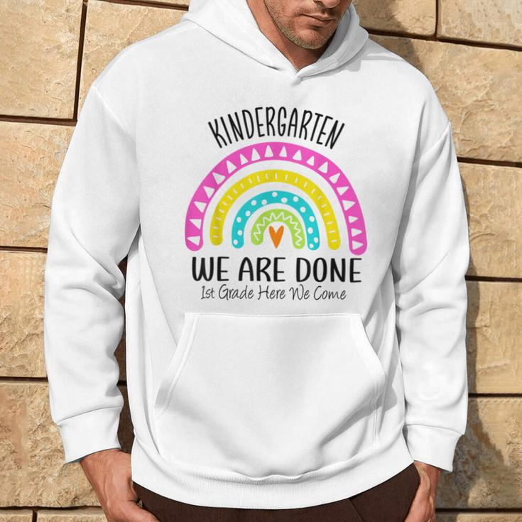 Kindergarten Abschluss 1 Klasse Hier Kommen Wir Regenbogen Hoodie Lebensstil