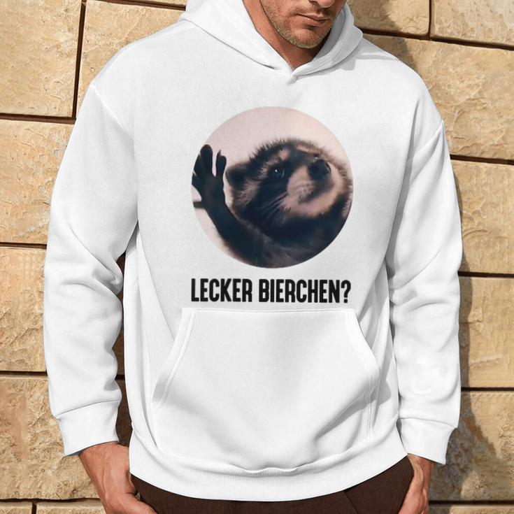 Lecker Bierchen X Pedro Waschbär Meme Cute Racoon Kapuzenpullover Lebensstil