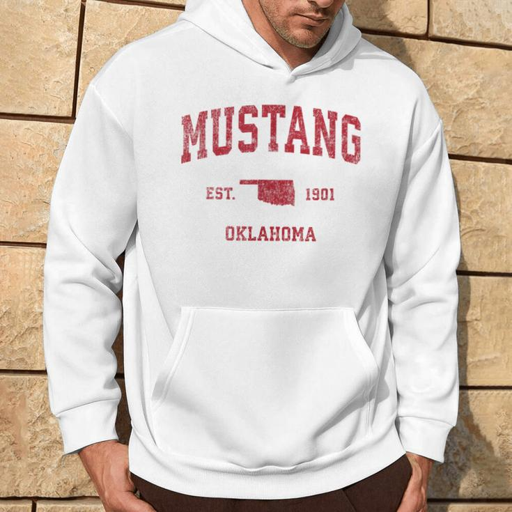 Mustang Oklahoma Ok Vintage Sports Red PrintS Hoodie Lebensstil