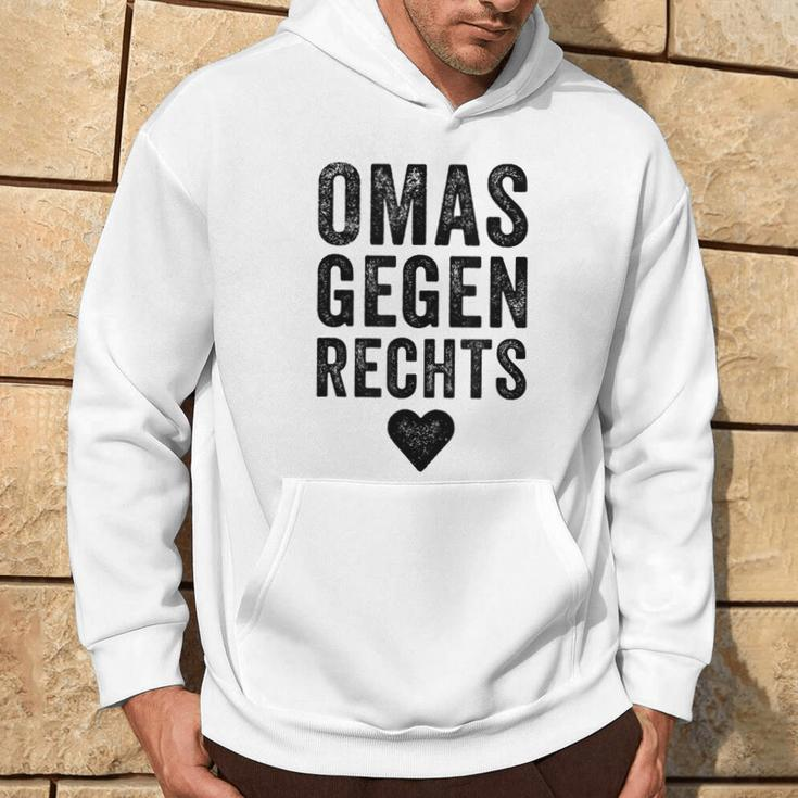 With 'Omas Agegen Richs' Anti-Rassism Fck Afd Nazis Hoodie Lebensstil