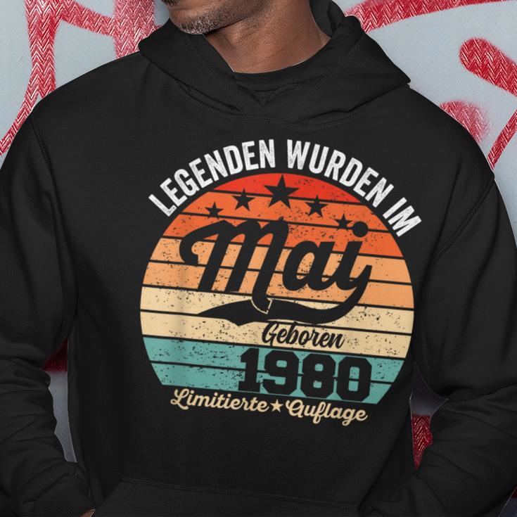 44 Geburtstag Geschenk Mann Legenden Sind Im Mai 1980 Hoodie Lustige Geschenke