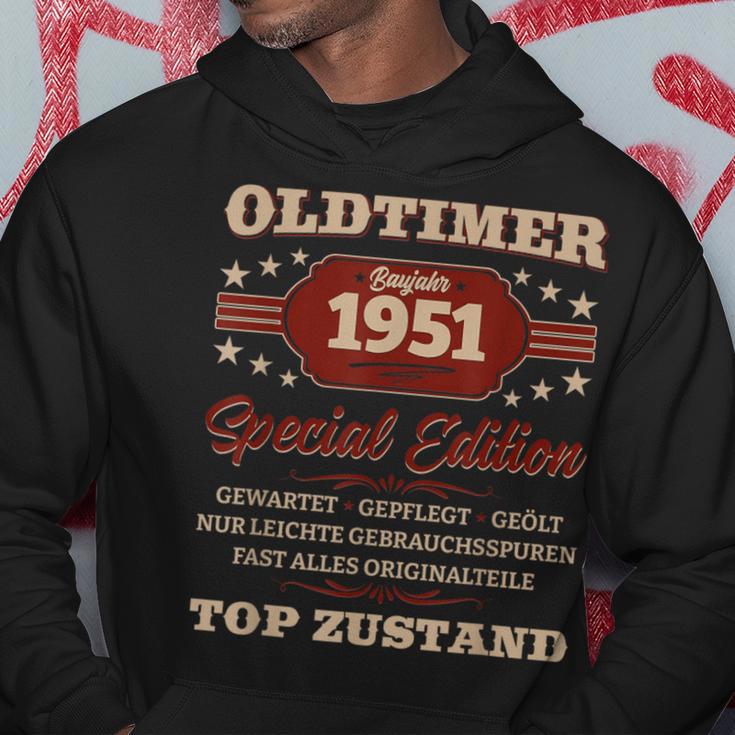 73 Geburtstag Geschenk Mann Oldtimer Jahrgang 1951 Kapuzenpullover Lustige Geschenke