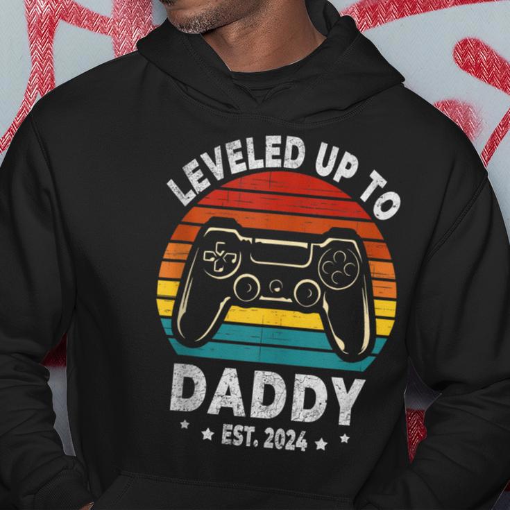 Auf Papa Hochgestuft 2024 Bald Zu Daddy Future Befördert Kapuzenpullover Lustige Geschenke