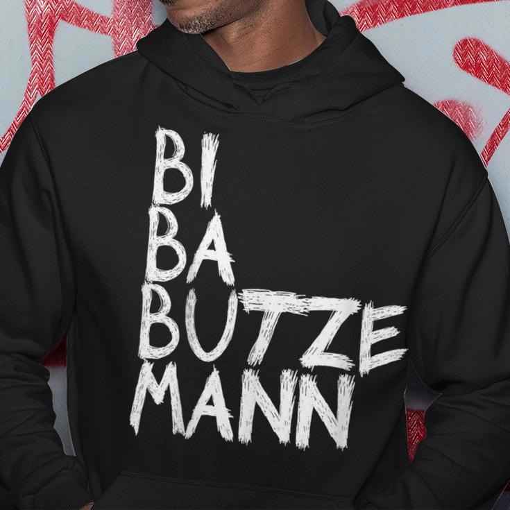 Biba Butzemann Schwarzes Hoodie, Graffiti-Schrift Design Lustige Geschenke