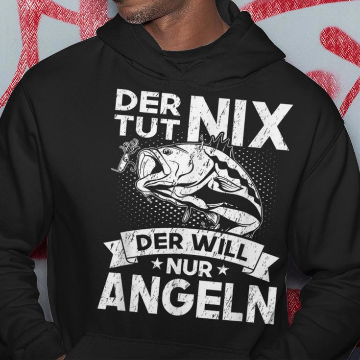Der Tut Nix Der Will Nur Fischen German Language Hoodie Lustige Geschenke