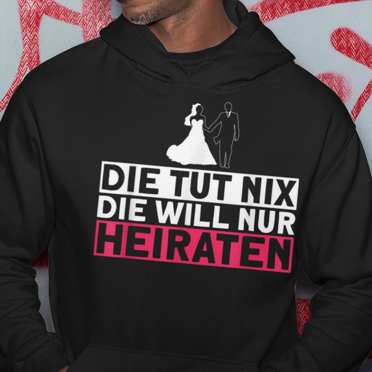 Die Tut Nix Die Will Nur Meiraten Jga Polterabend Hoodie Lustige Geschenke