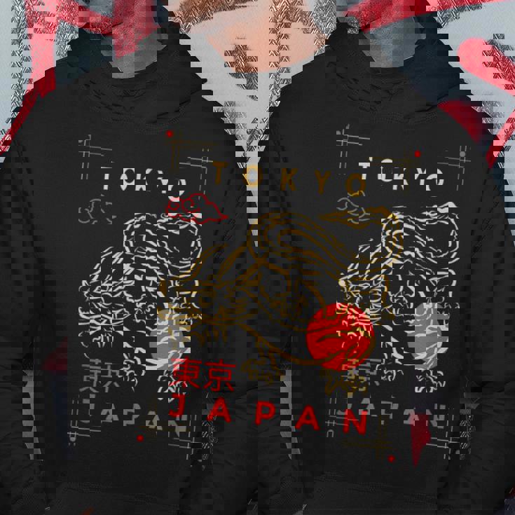 Dragón De Fuego Con Tokio Japonés Signo De Japón -Tokio Fan Sudadera Regalos divertidos