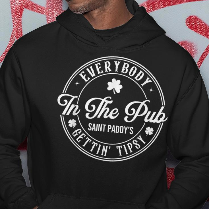 Everybody In The Pub Getting Tipsy Irish St Pattys Day Hoodie Unique Gifts