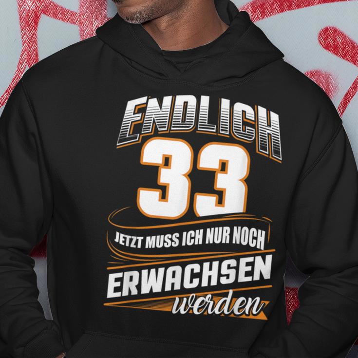 Finally 33 Nur Noch Erwachsenwerden Geburtsjahr 1989 Schwarzes Hoodie Lustige Geschenke