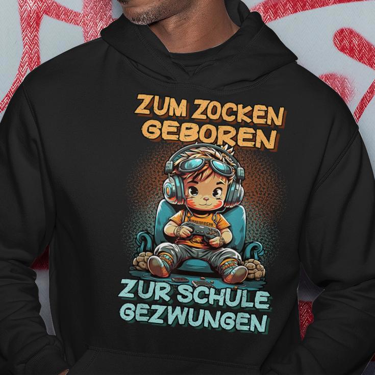 Gamer Computer Zum Zocken Geboren Zur Schule Zwungen Hoodie Lustige Geschenke