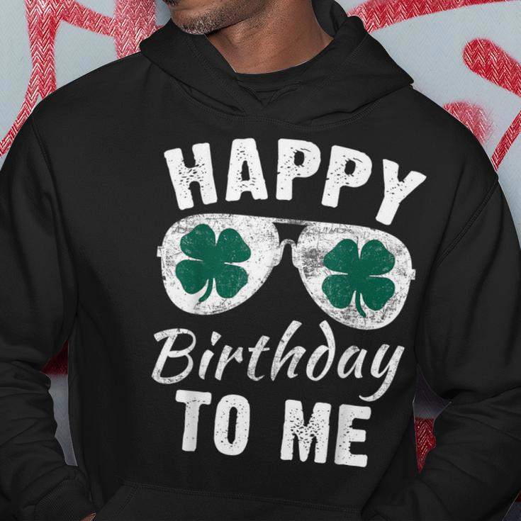 Happy Birthday To Me St Patrick's Day 2024 Lucky Birthday Hoodie Funny Gifts