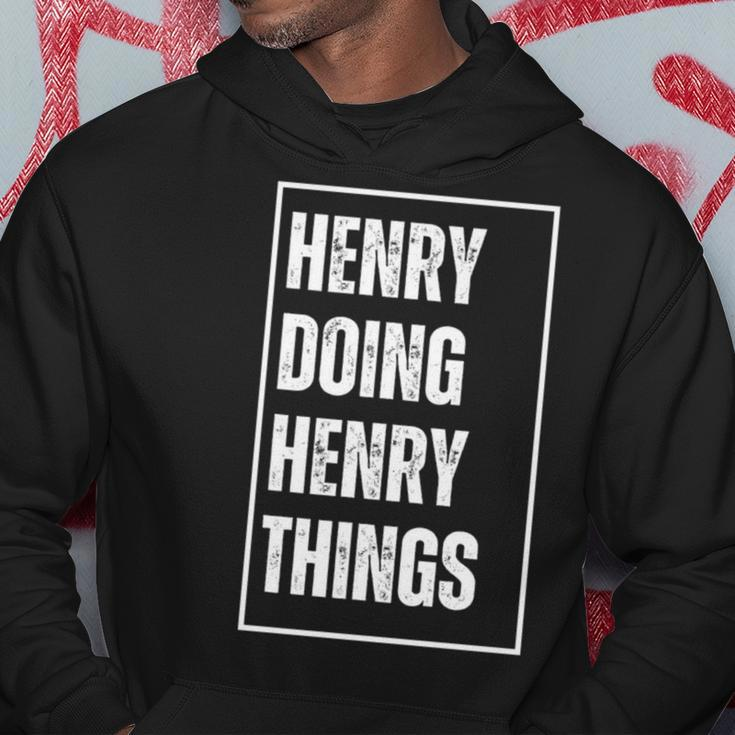 Henry Doing Henry Things Lustigerornamen Geburtstag Hoodie Lustige Geschenke
