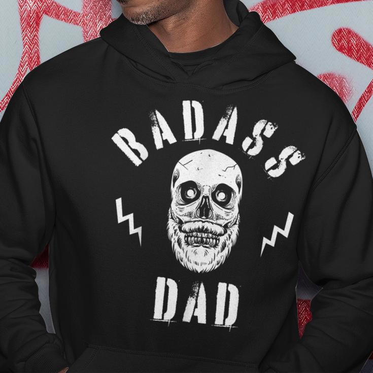 Herren Badass Dad Coolatertag Papa Schädel Kapuzenpullover Lustige Geschenke