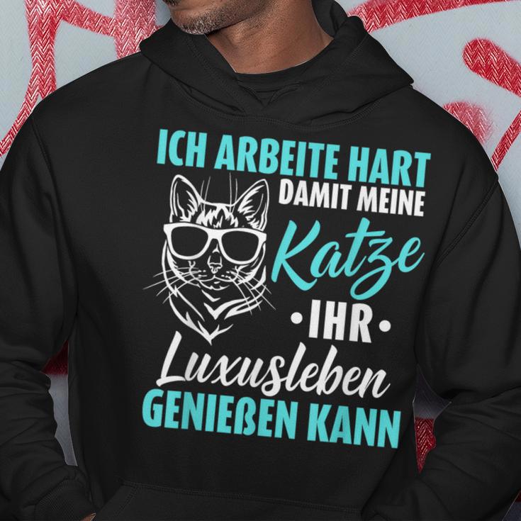 Ich Arbeitite Hart Katzenluxusleben Genießen Kann Kann Hoodie Lustige Geschenke