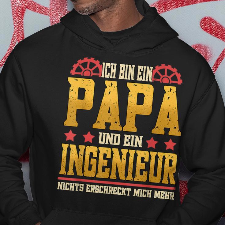 Ich Bin Papa Und Ein Ingenieur Nichts Erschrechrechmich Mehr Kapuzenpullover Lustige Geschenke