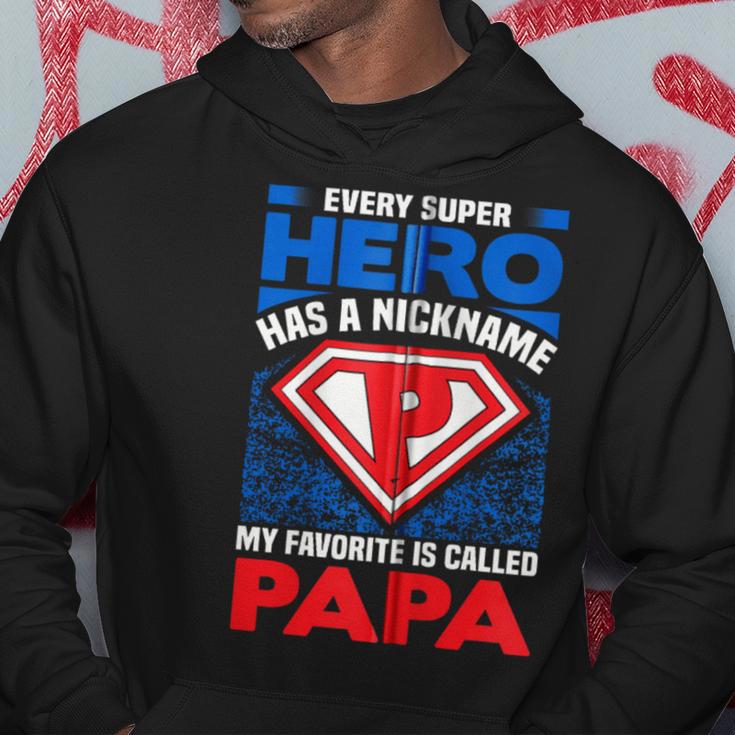 Jeder Superheld Hat Einen Spitznamen Mein Favorit Ist Papa Kapuzenjacke Kapuzenpullover Lustige Geschenke