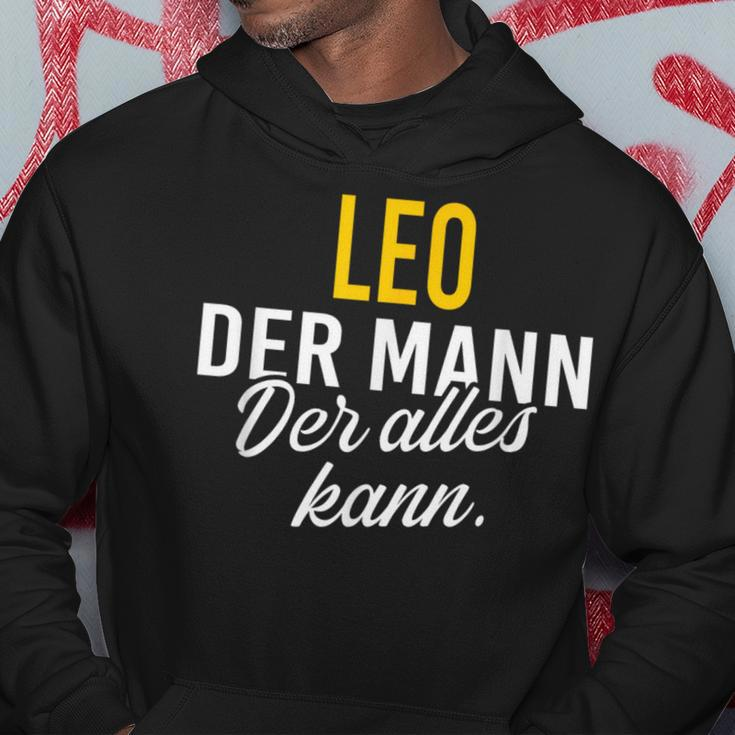 Men's Leo Der Mann Der Alles Kann Vorname Black Hoodie Lustige Geschenke