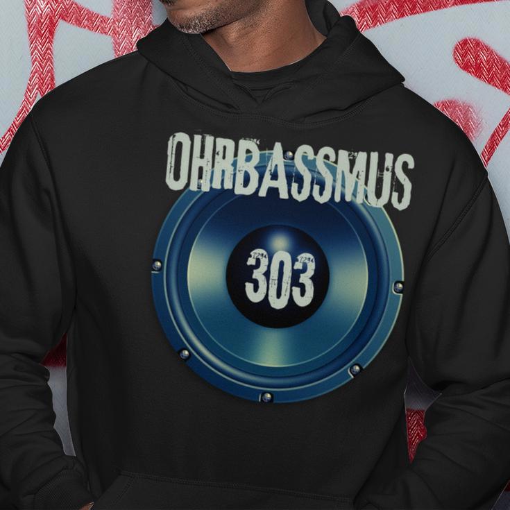 Ohrbassmus Du Liebst Techno Und Die 303 Long-Sleeved Hoodie Lustige Geschenke