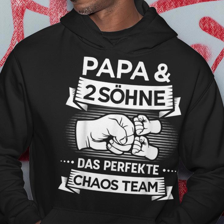 Papa Zwei Jungs Chaos Team Fürateron 2 Söhnenatertag Kapuzenpullover Lustige Geschenke