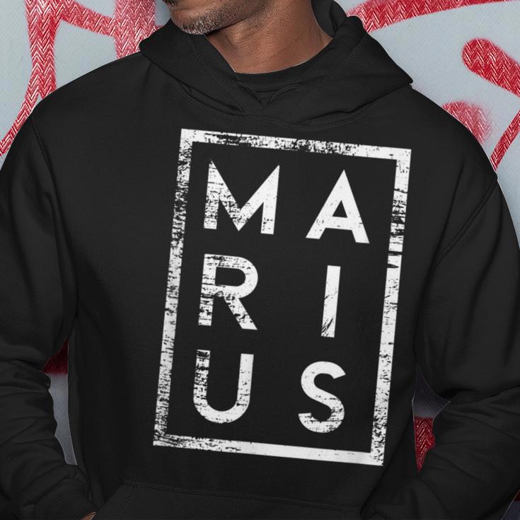 Personalisiertes Marius Vintage-Schwarz Hoodie, Retro Namensdesign Lustige Geschenke