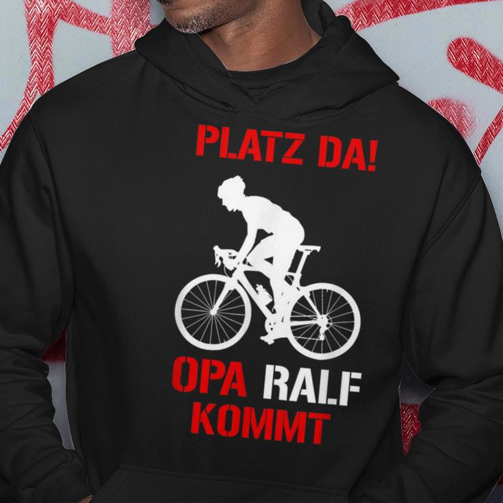 Platz Da Opa Ralf Kommt Cycling Jersey For Opi Ralf Hoodie Lustige Geschenke